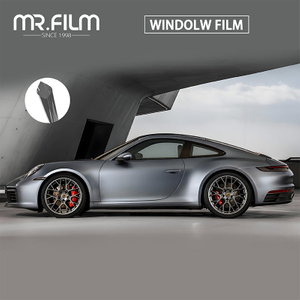 Защитная пленка для затемнения стекол автомобиля