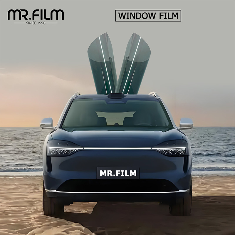 Светоотражающая оконная пленка для тонировки автомобиля с защитой от инфракрасного излучения